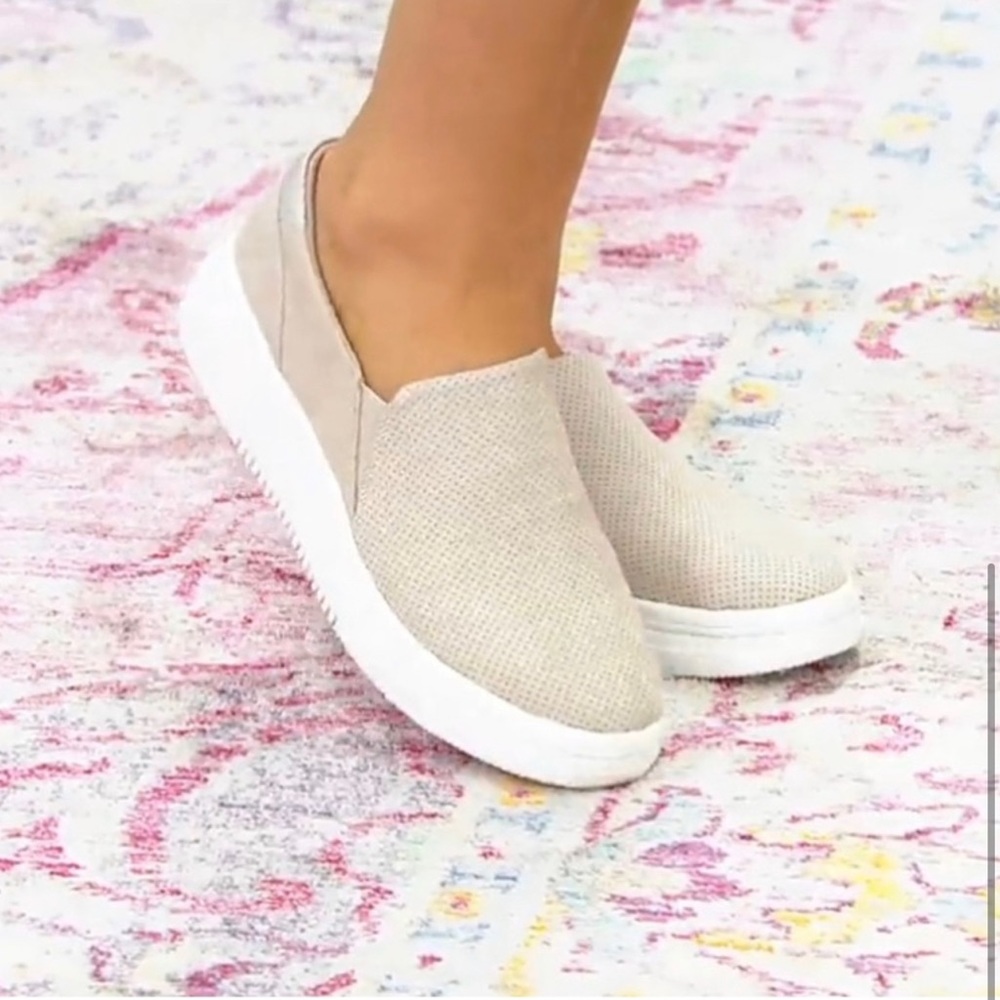 Dr. Scholl's Women's Original Collection Everywhere Slip-ons - Picture 10 of 10